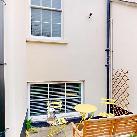 Beautiful Georgian Duplex Apartment Gloucester Exterior photo